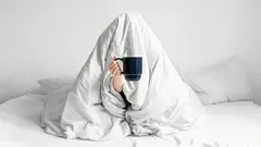 早すぎず遅すぎず:起きるのに最適な時間はいつ?