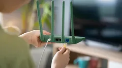 Wi-Fiルーターはこれらの機器の近くには絶対に置かないでください。インターネット通信が悪くなります