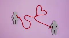 見えない糸の理論：なぜ私たちは運命的な出会いを信じるのか