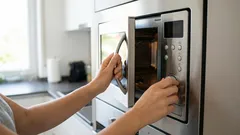 これらの3つの食品は決して電子レンジで温めてはいけません:取り返しのつかない結果を招く可能性があります